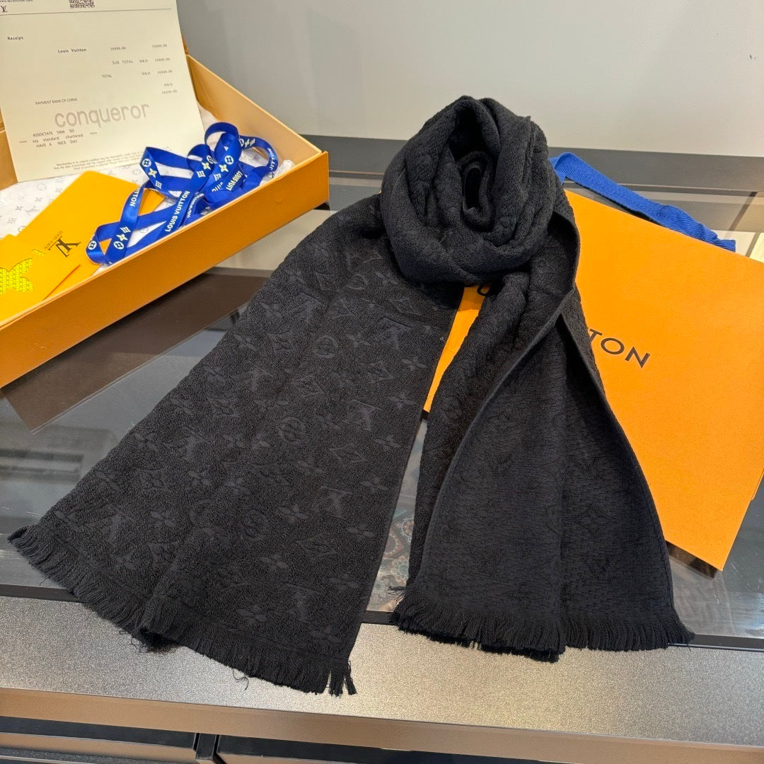 Louis Vuitton Monogram Classic Scarf "Black"