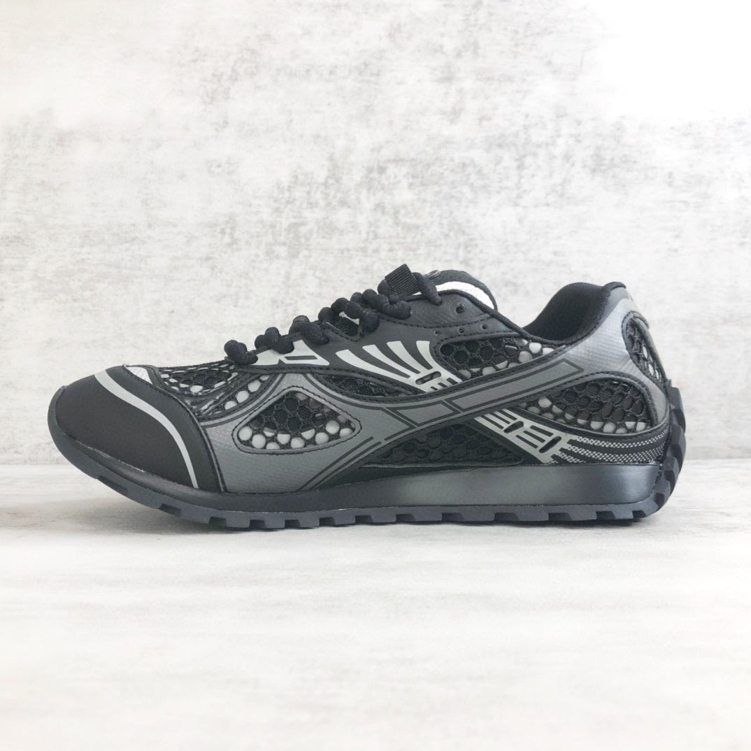 Bottega Veneta Orbit "Black"