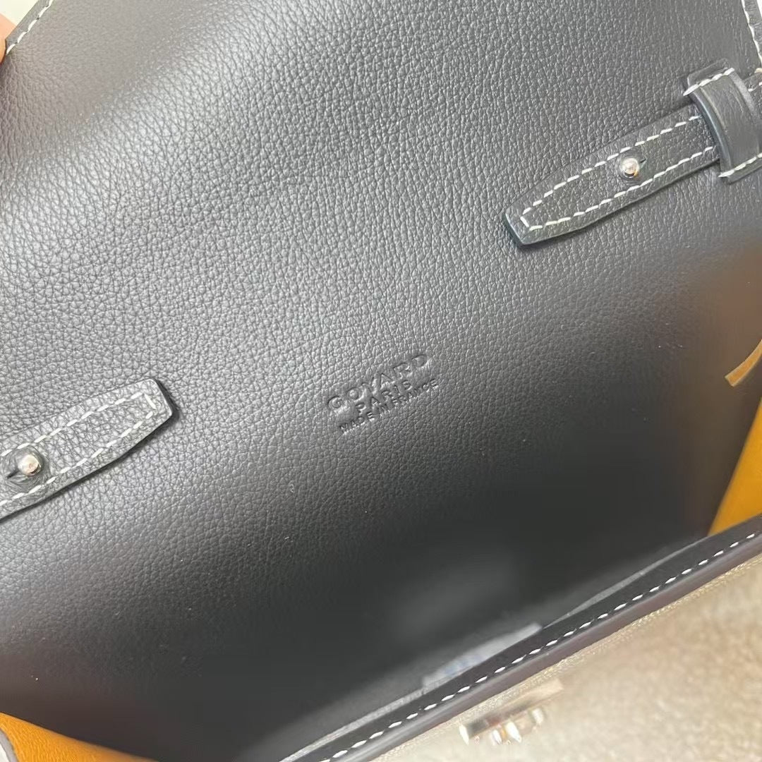 Goyard Goyardine Calfskin Chypre Wallet Pouch