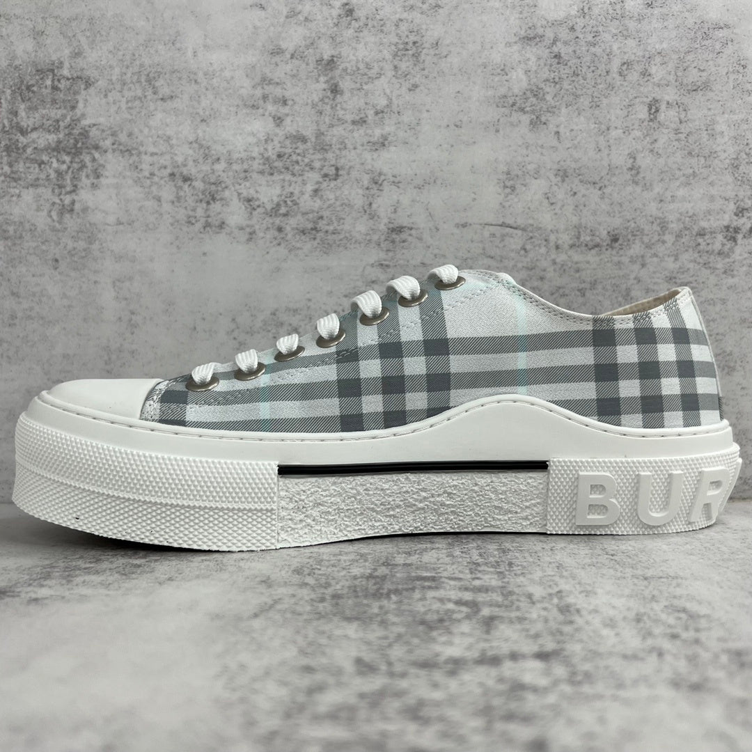 Burberry Gabardine "Grey"