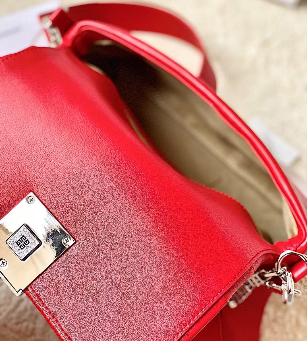 Givenchy Quilted Leather 4G Chain Shoulder Bag
