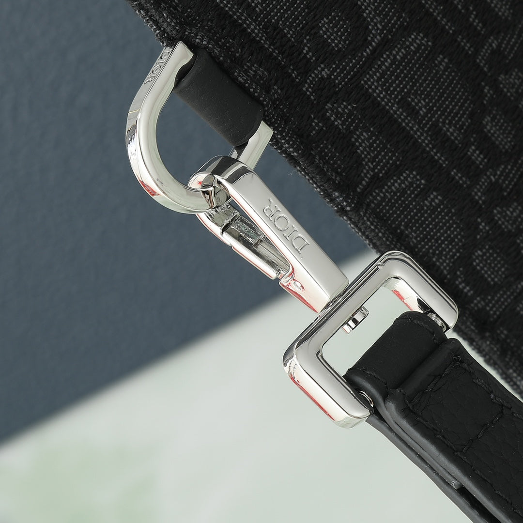 Dior A5 Triangle Pouch "Black Dior Oblique Jacquard"