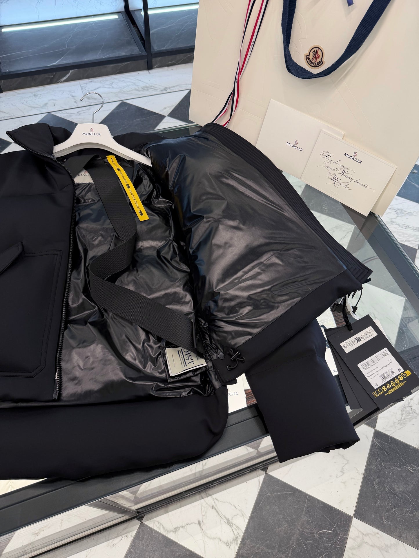 Black Moncler x EE72 by Edward Enninful Seymour Short Down Jacket "Black"