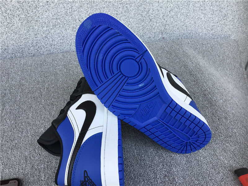 Air Jordan 1 Low "Royal Toe"
