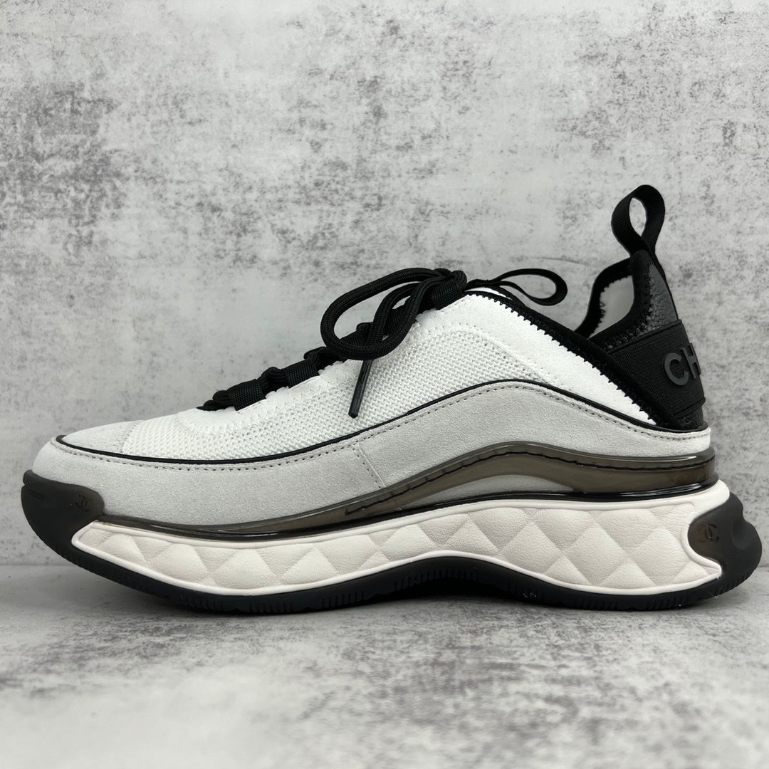 Chanel 22B "White-Grey-Black"