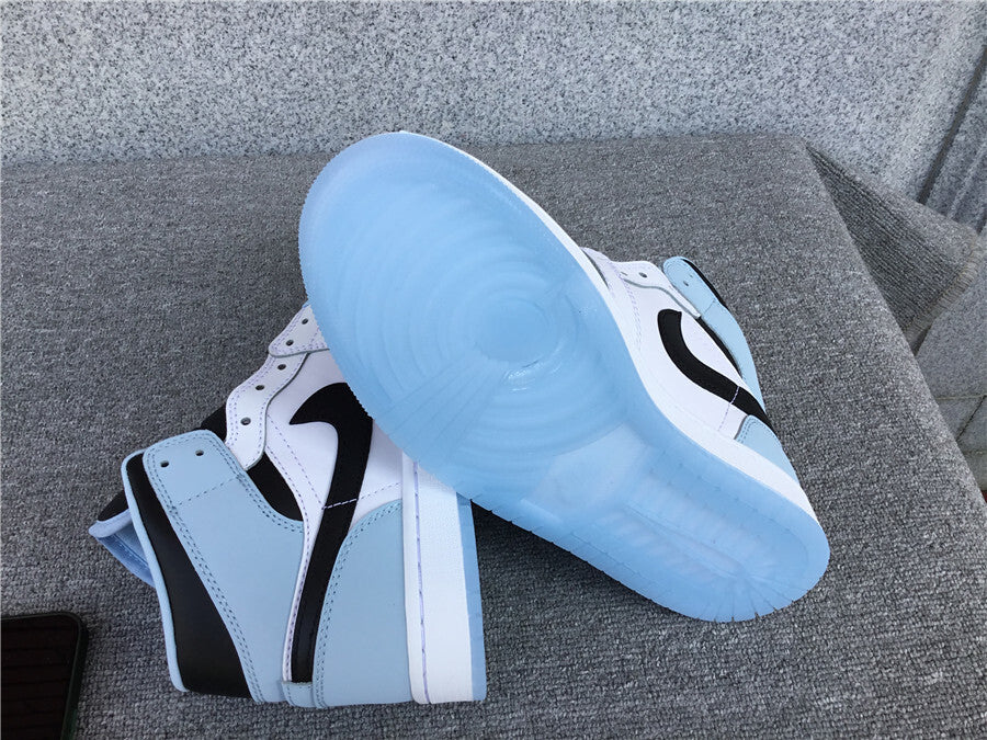 Air Jordan 1 Mid SE "White-Ice Blue-Black"