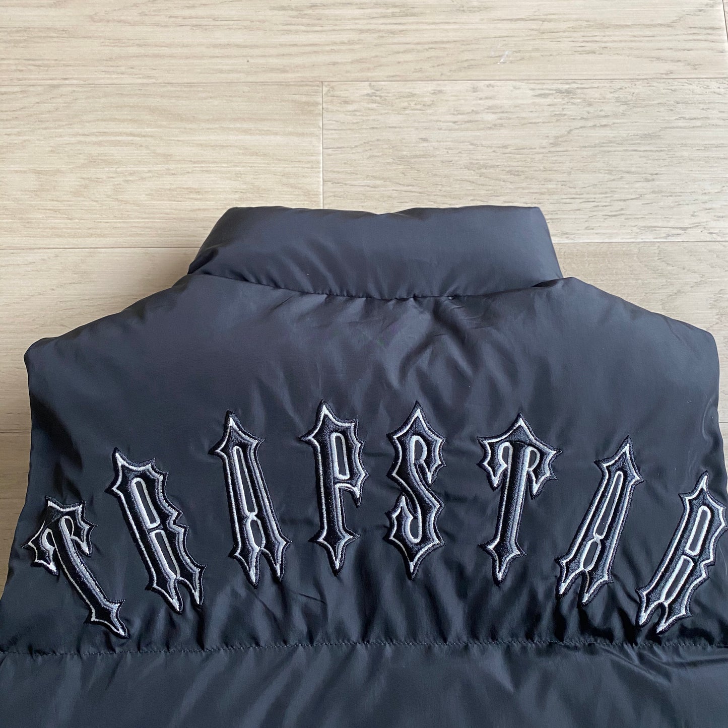 Trapstar Irongate Down Vest "Black"