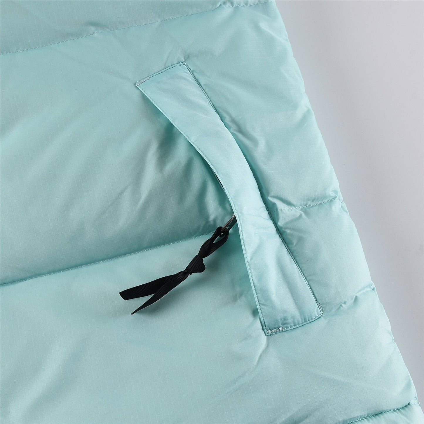 The North Face 700 Down Vest "Baby Blue-Black"