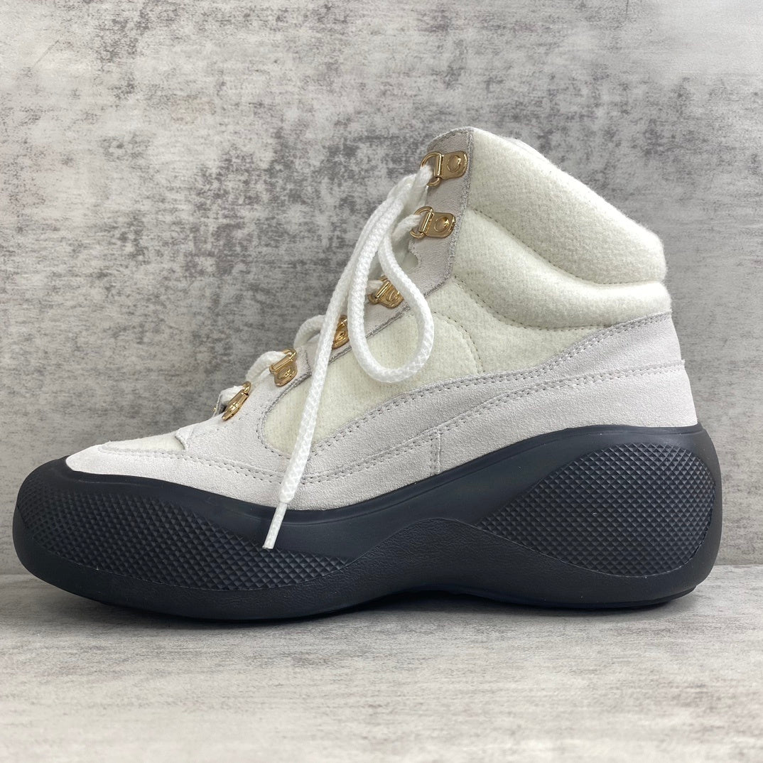 Chanel Snow Boots "White-Black Suede"