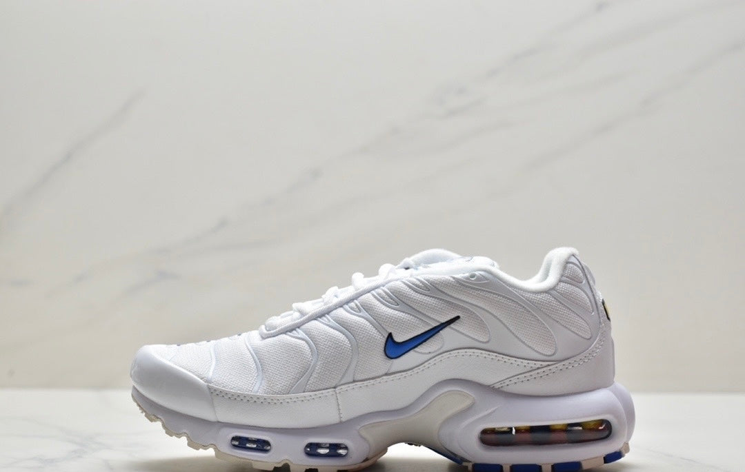 Nike Air VaporMax Plus “White Triple Logo”