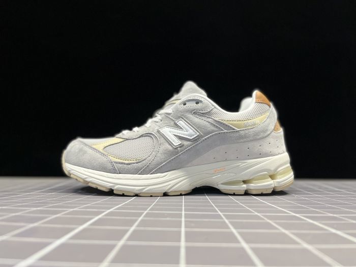 New Balance 2002R "Grey"