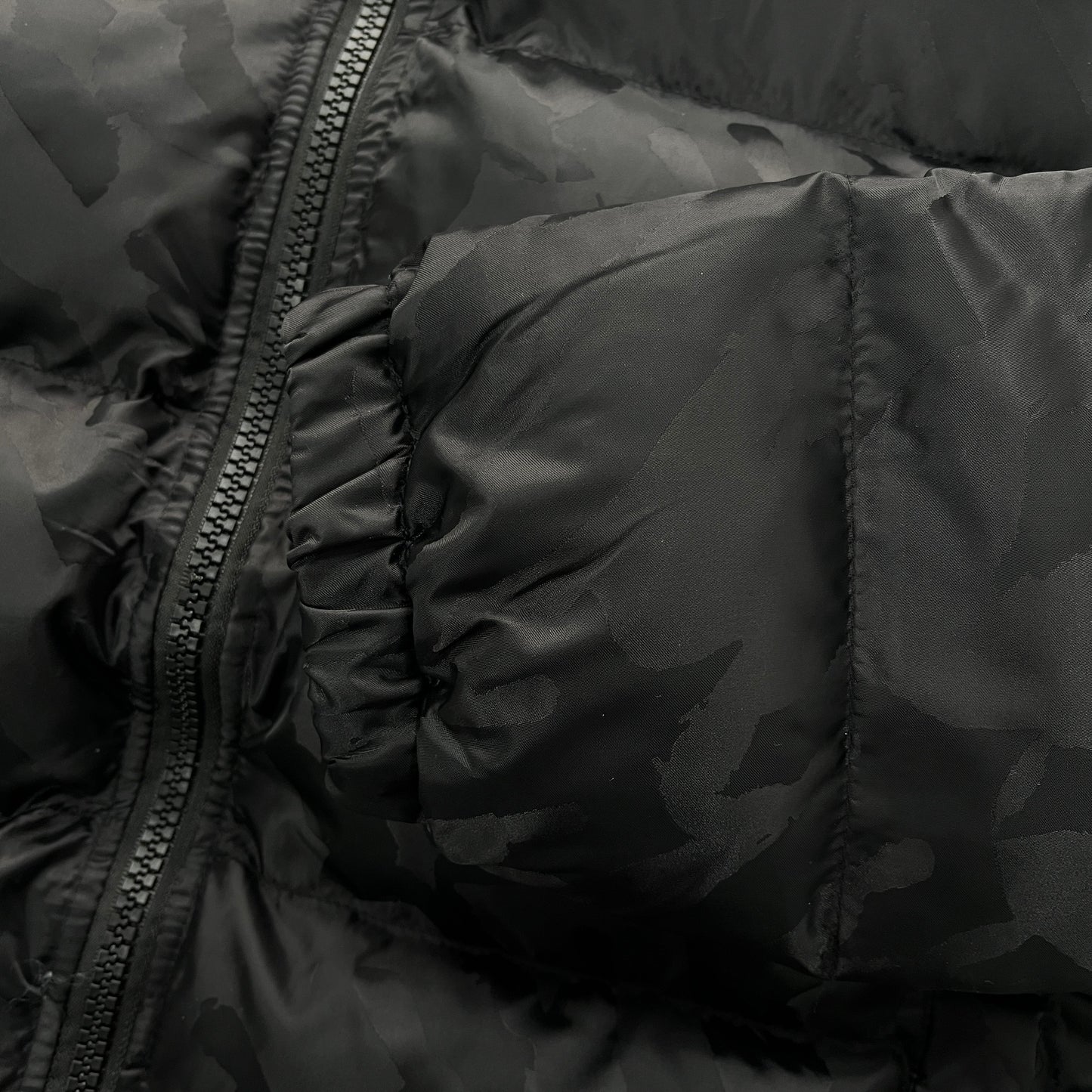 Trapstar Irongate Jacquard Down Jacket "Black"