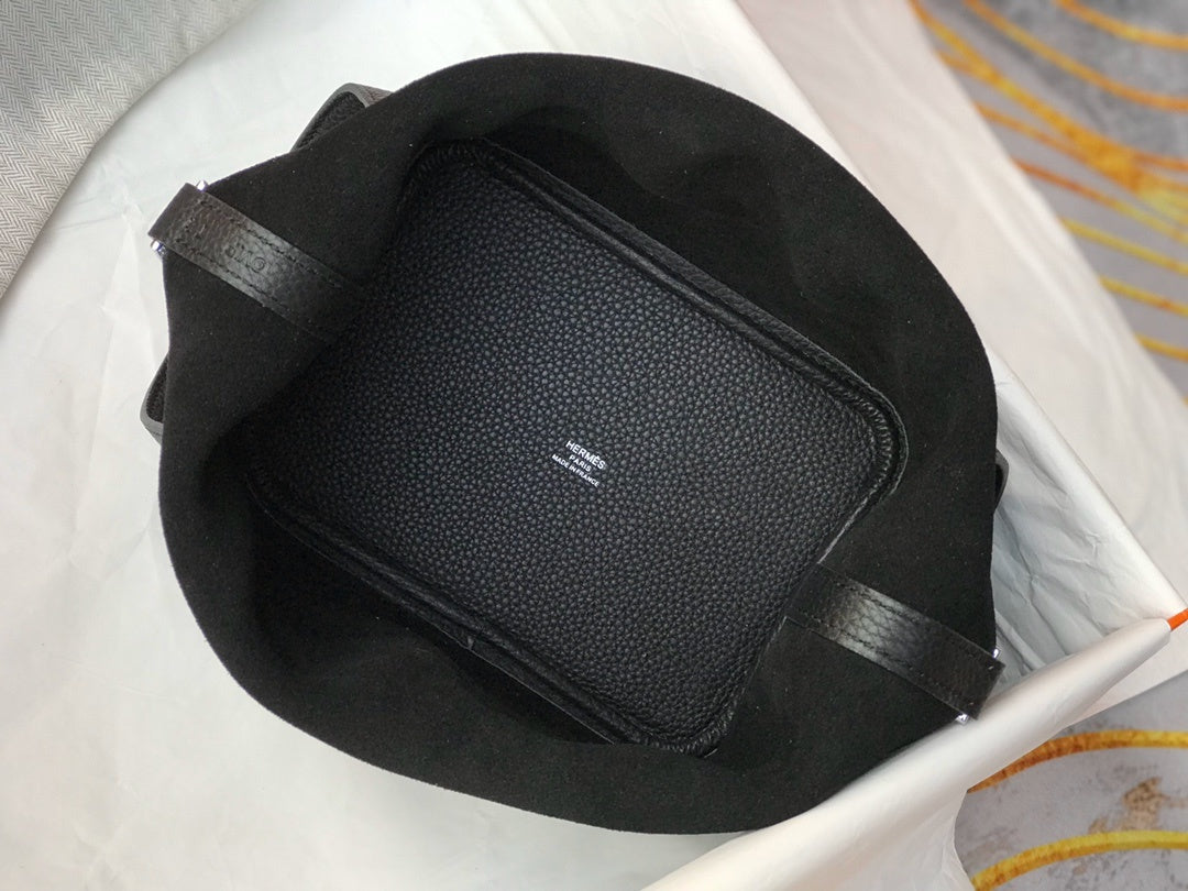 Hermès Picotin Lock 22 Bag
