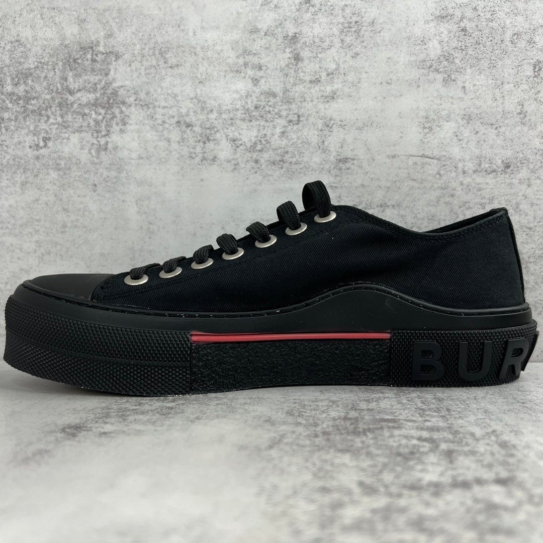 Burberry Gabardine "Black"