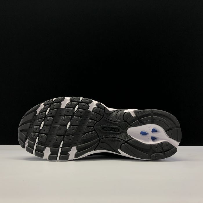 New Balance 530 "Black-White"