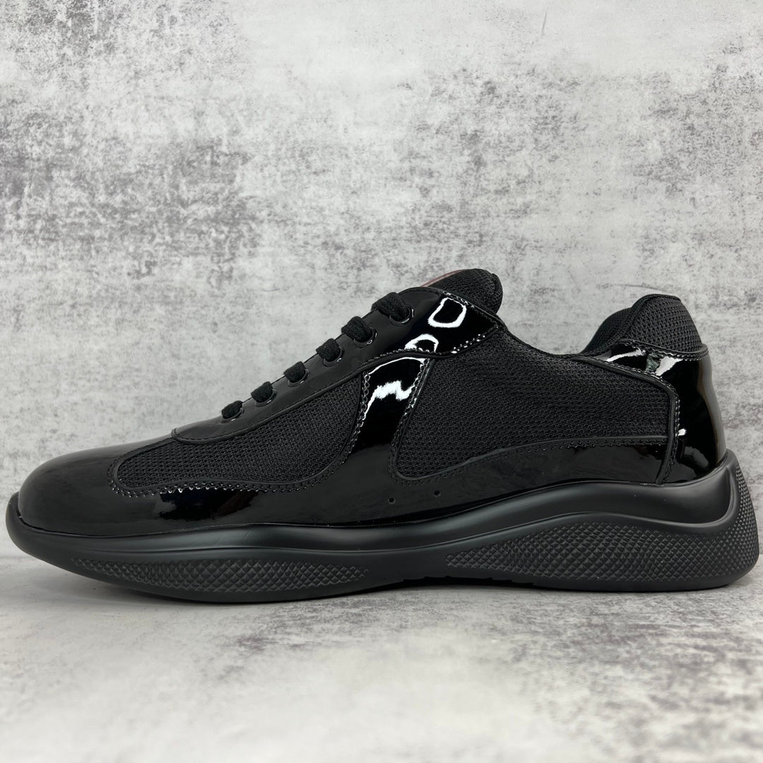 Prada America's Cup "Black"