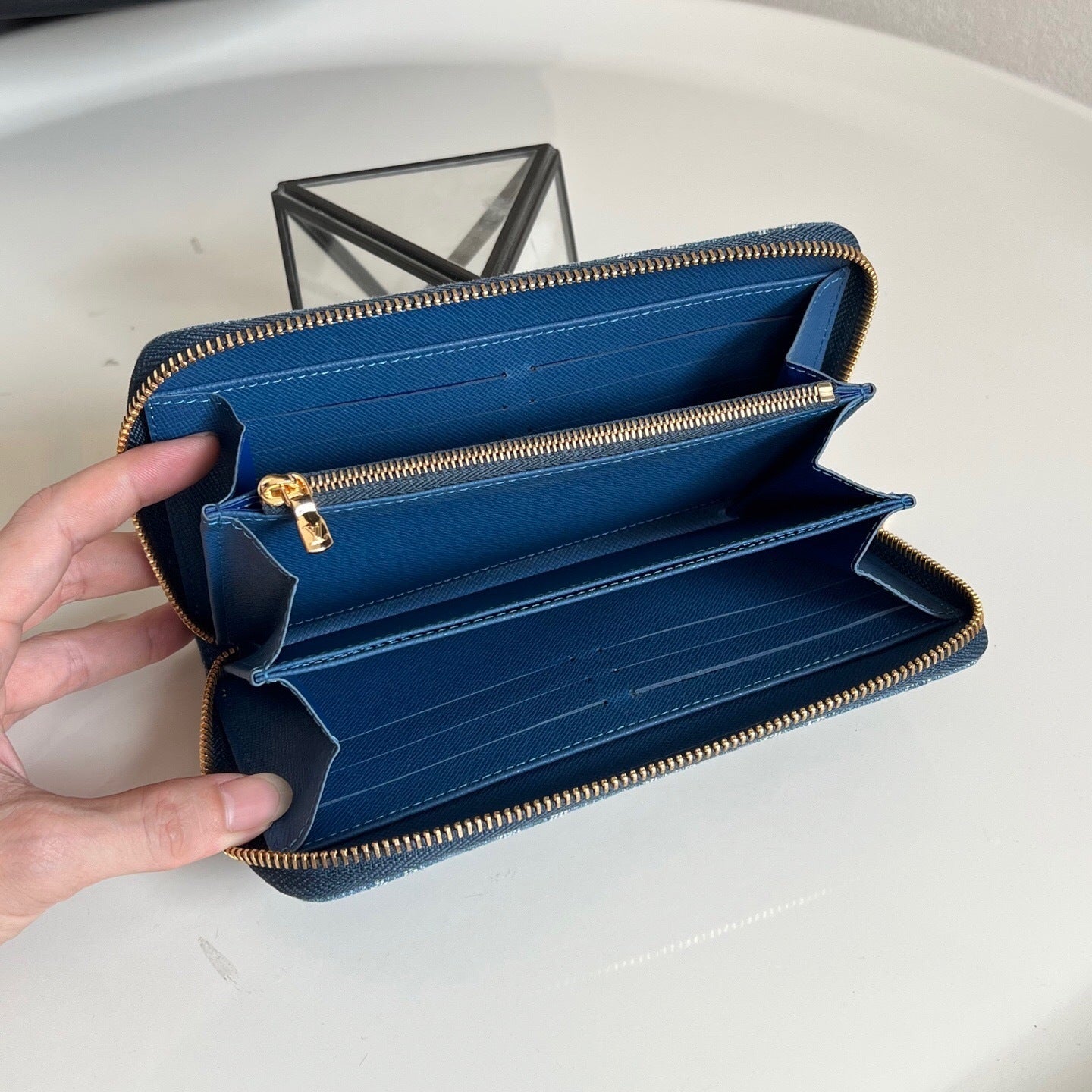 Louis Vuitton Zippy Wallet "Monogram Blue Denim"