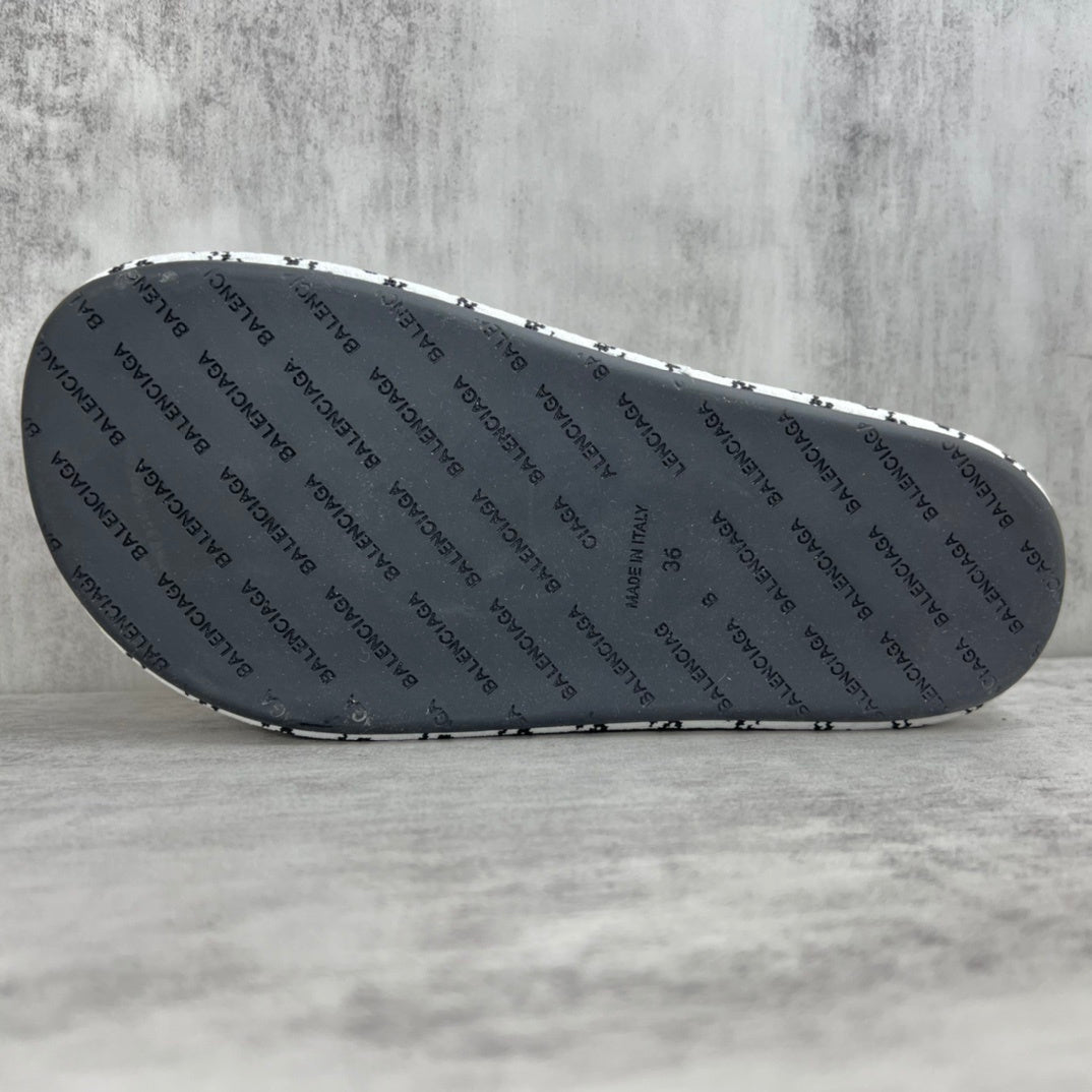 Balenciaga Slides "White-Black"