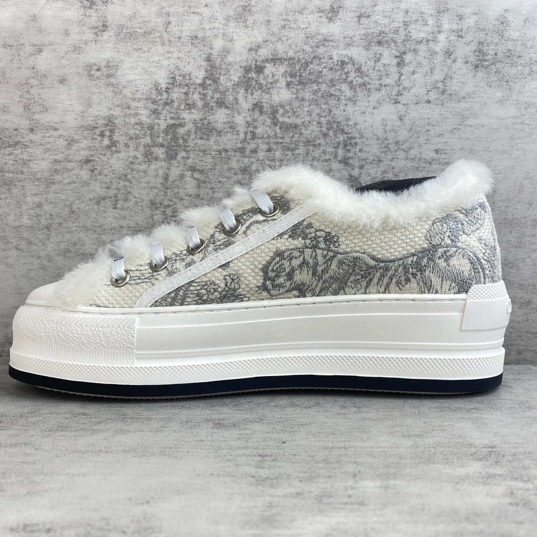 Dior Walk'N'Dior "White Tiger"