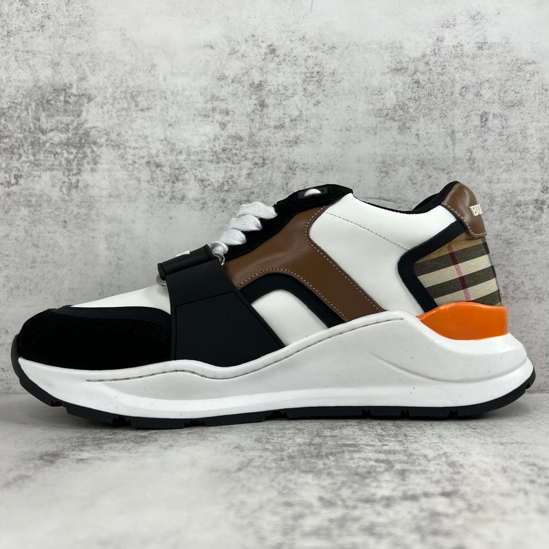 Burberry Ramsey "White-Black-Brown"