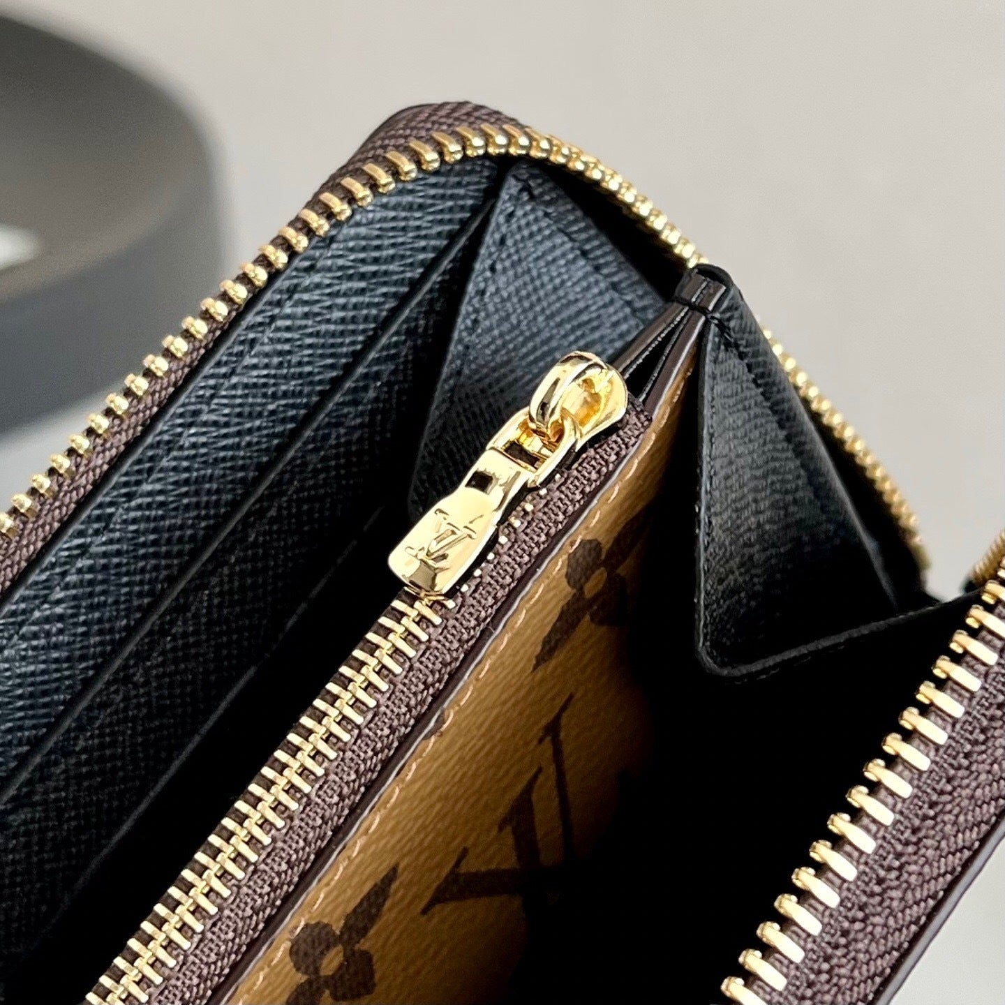 Louis Vuitton Clémence Wallet "Monogram Reverse"