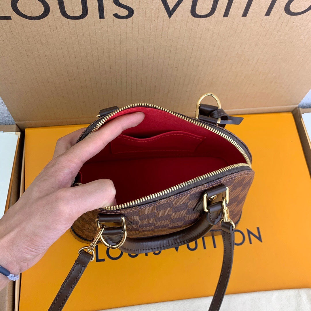 Louis Vuitton Alma BB
