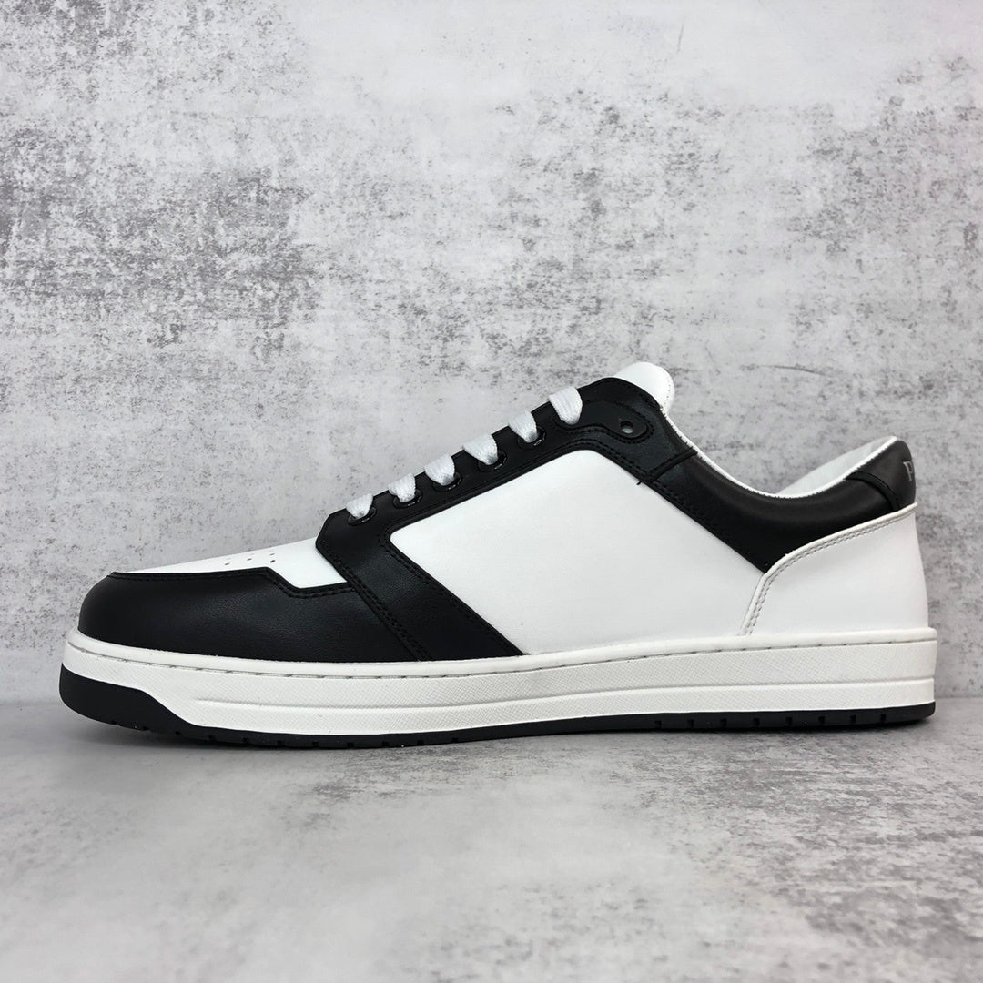 Prada Downtown "White-Black"