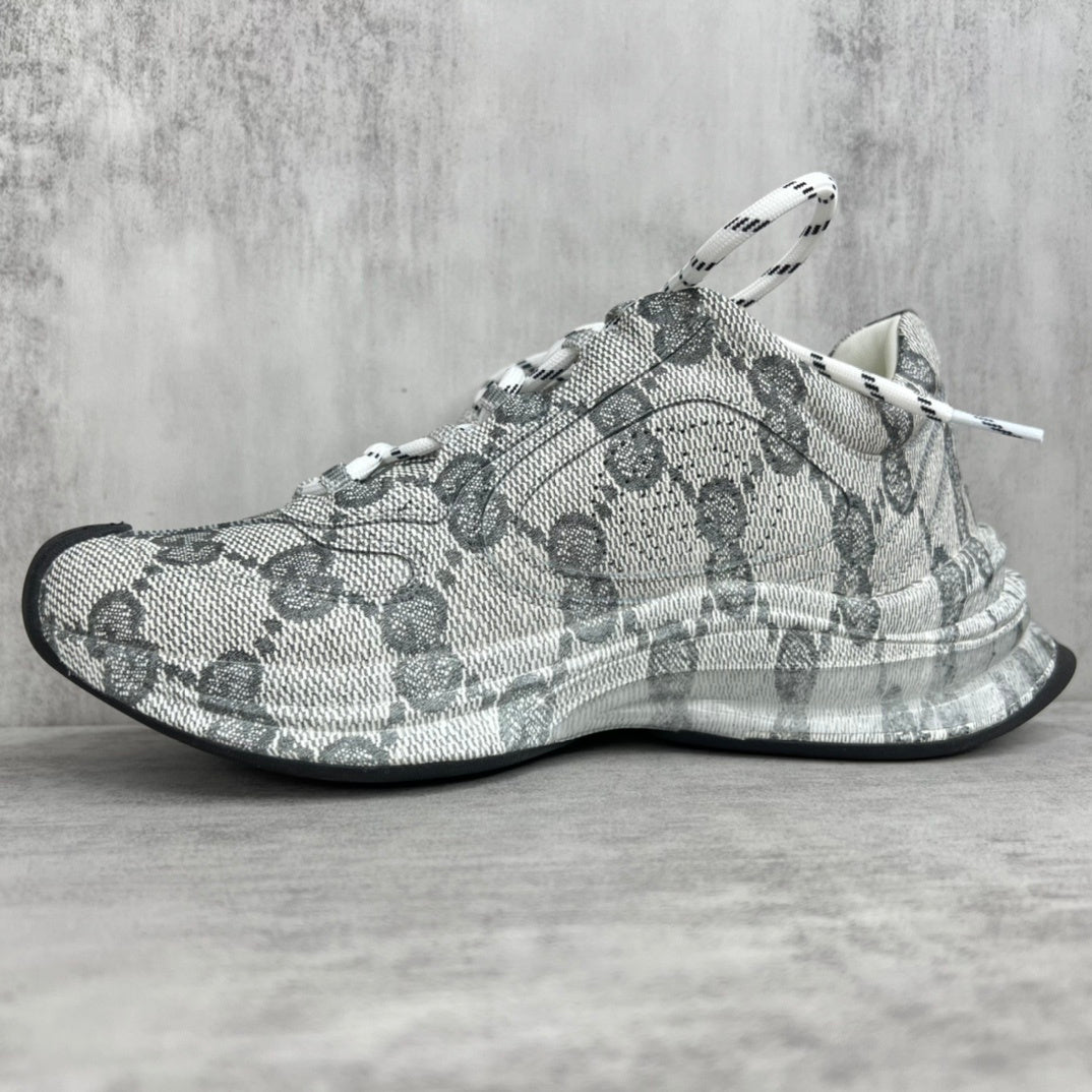 Gucci Run "Grey-Black Monogram"
