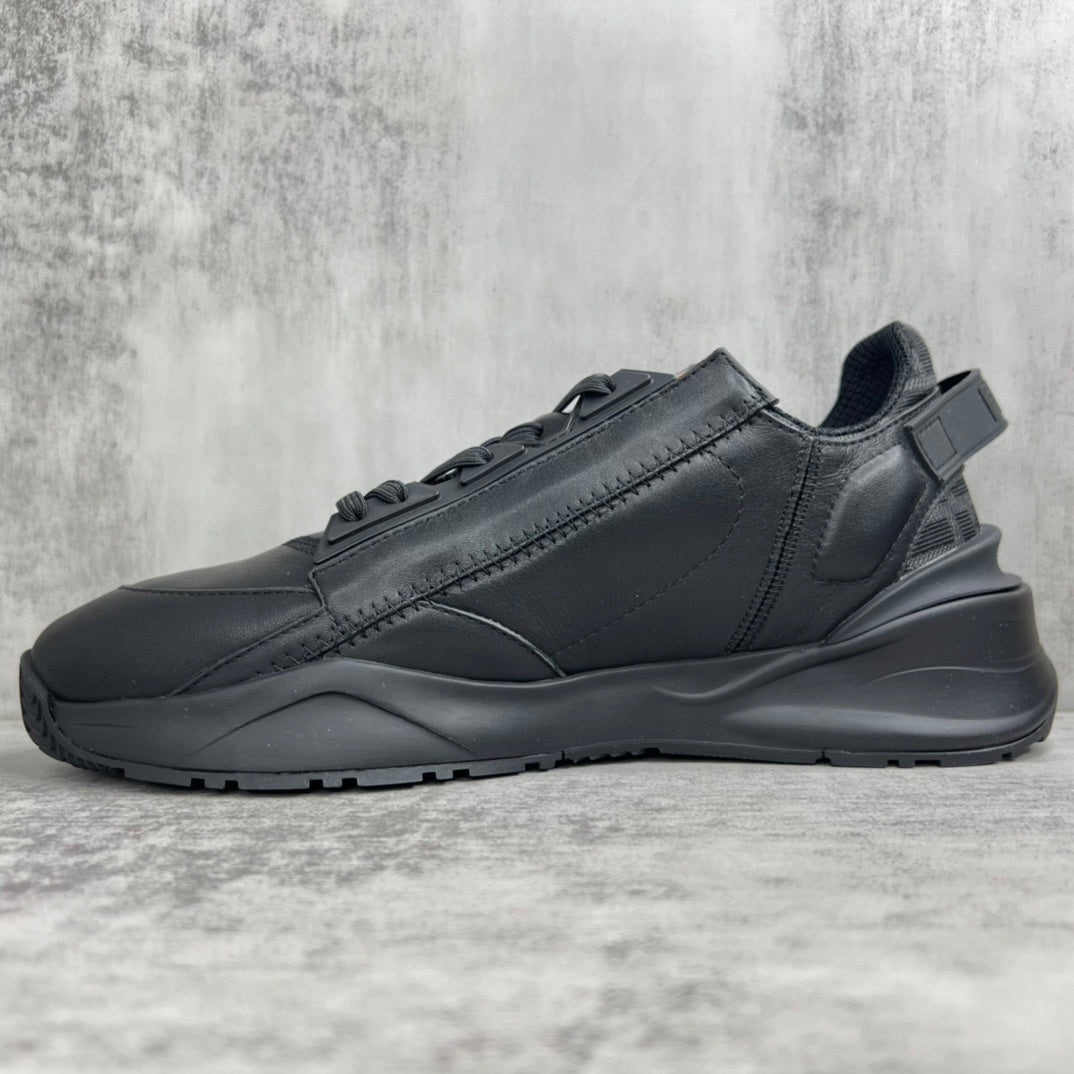 Fendi Flow "Black Monogram"