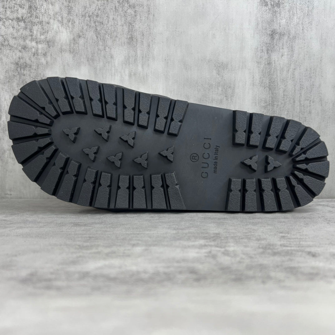 Gucci Slides "White-Black"