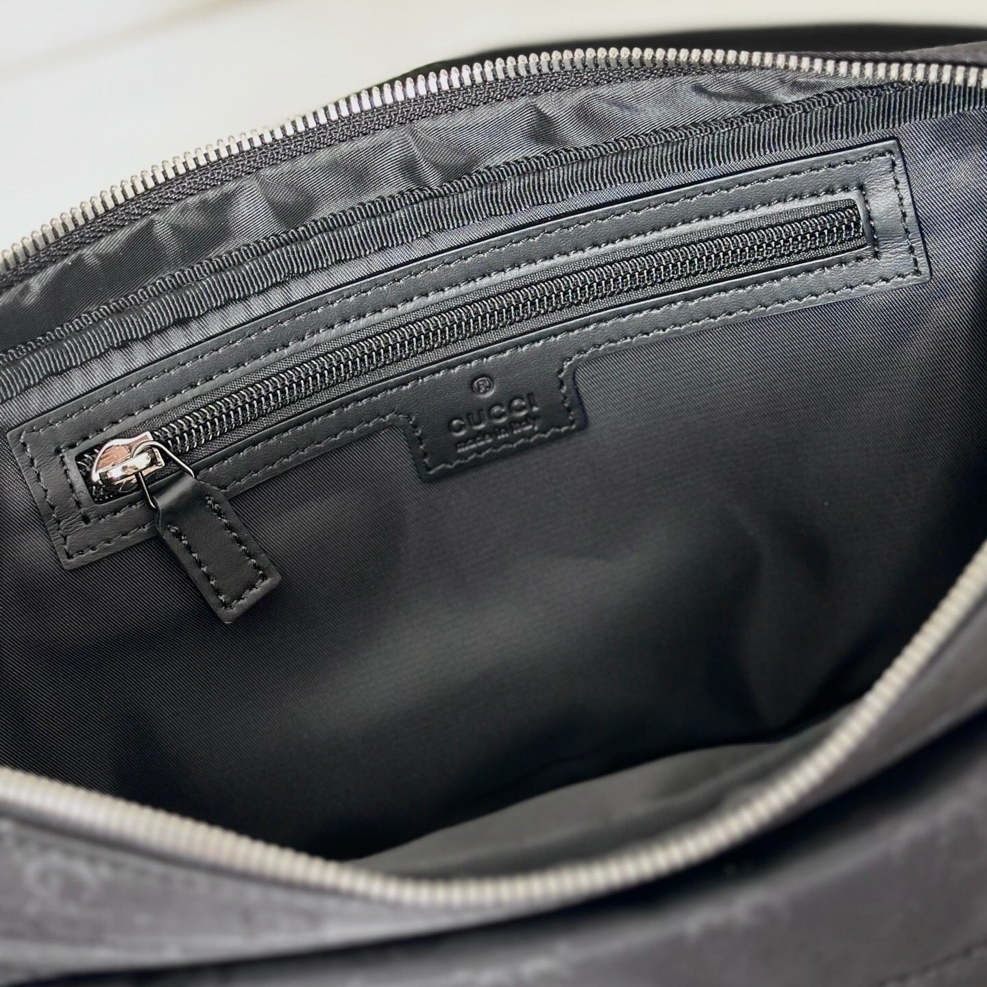 Gucci Nexus Large Slingbag