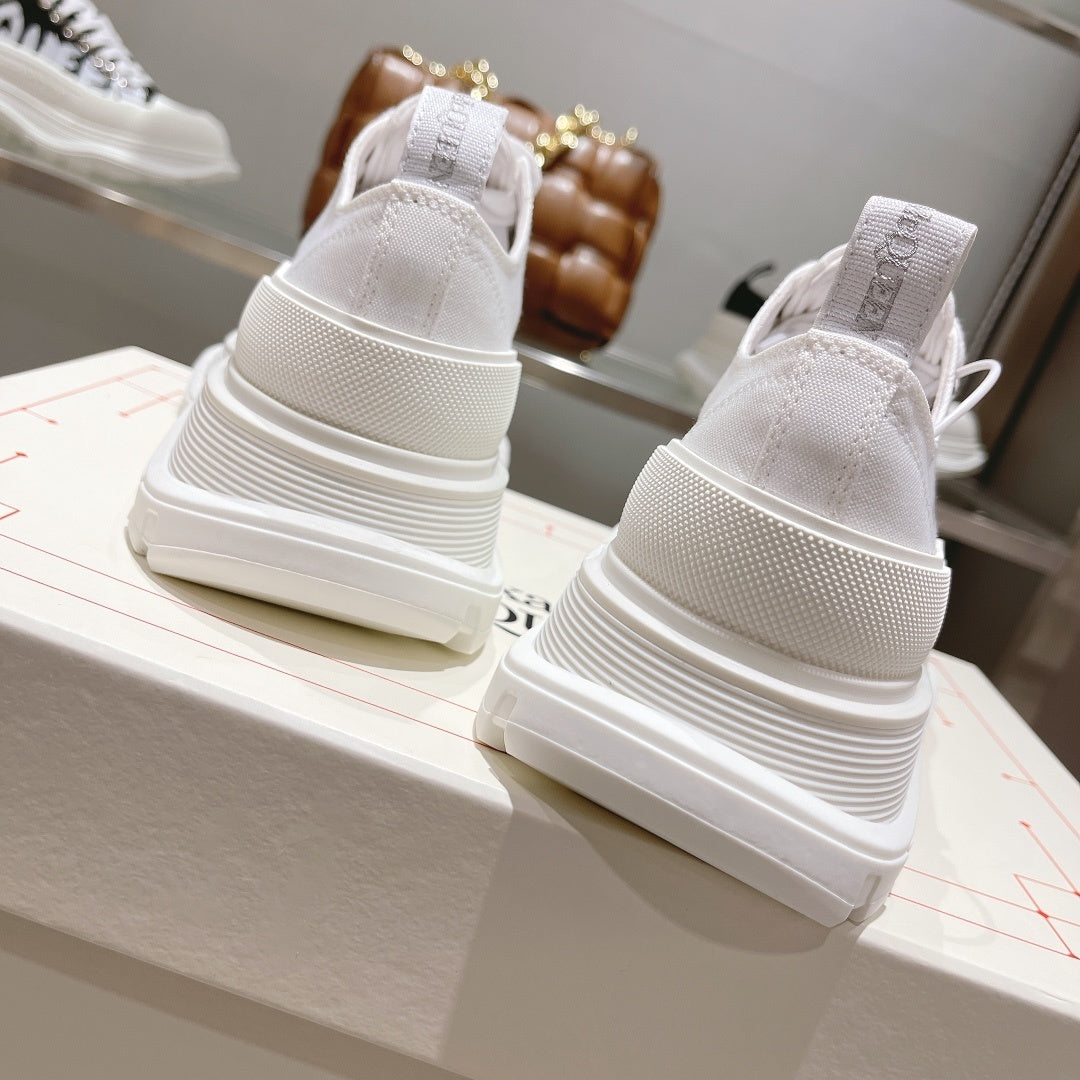 Alexander McQueen Tread Slick Low "White"