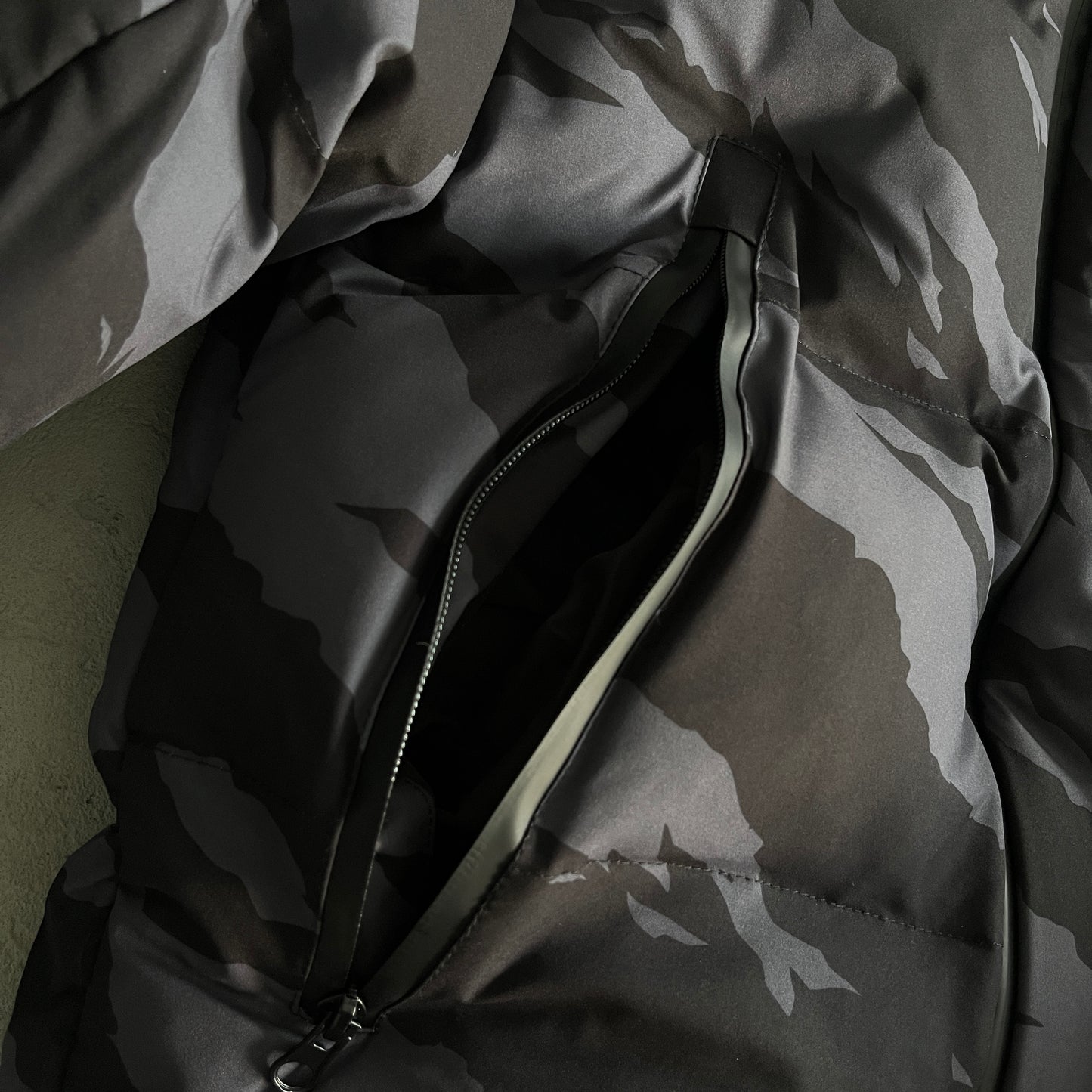 Trapstar Hyperdrive Down Jacket "Camo"