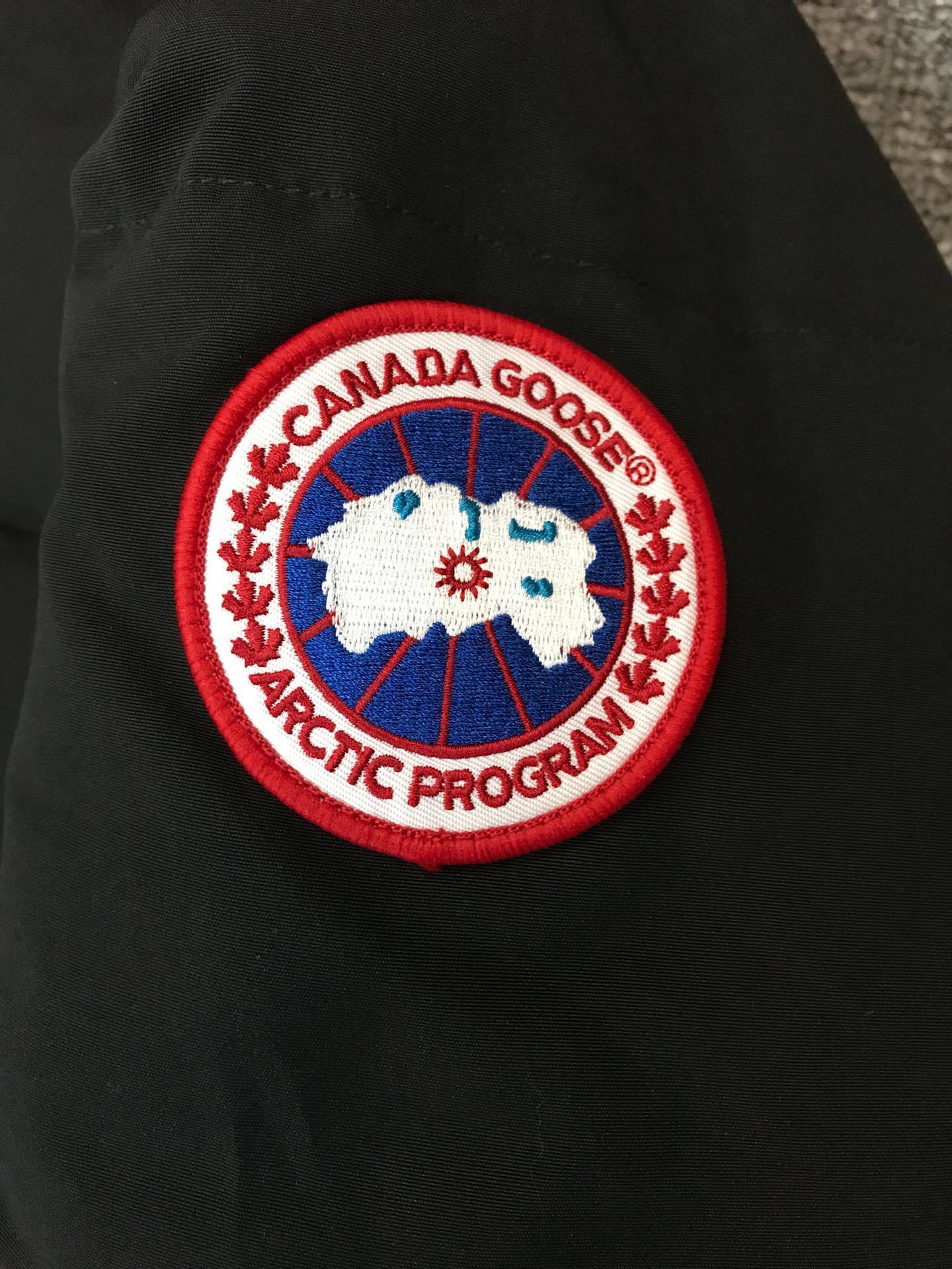 Canada Goose Emory Down Jacket "Black"
