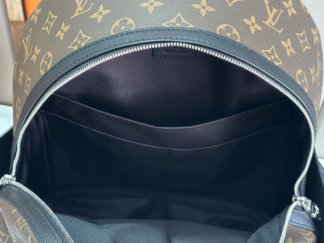 Louis Vuitton Discovery Backpack PM