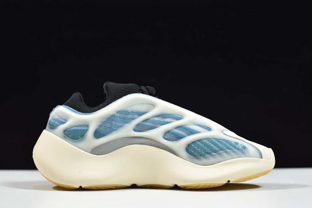 Yeezy 700 V3 "Kyanite"