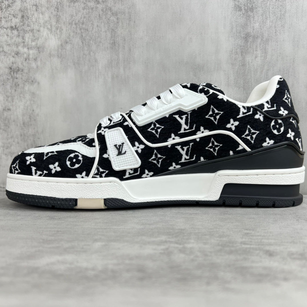 Louis Vuitton Trainers "Black-White Textile"
