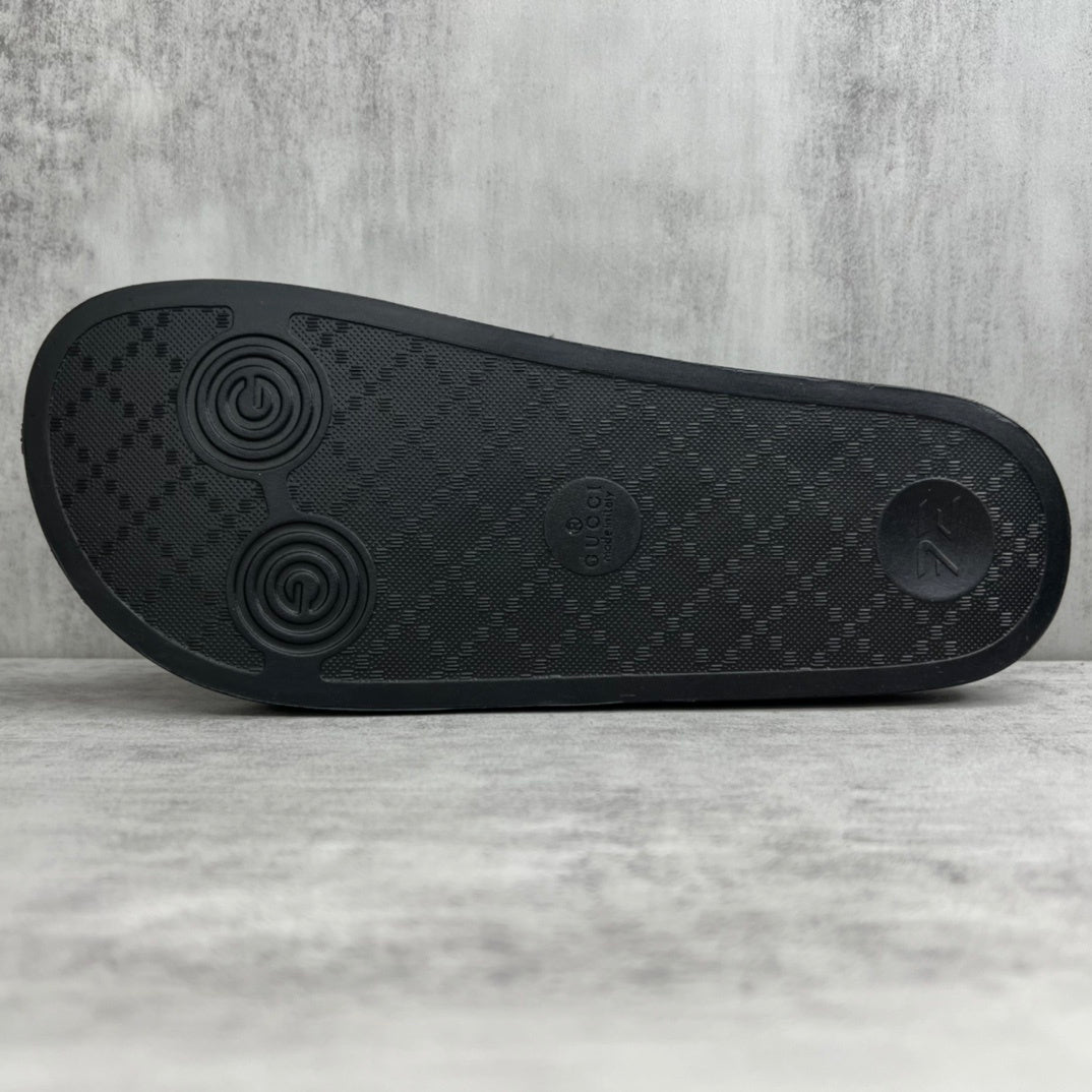 Gucci Worldwide Slides "Black"