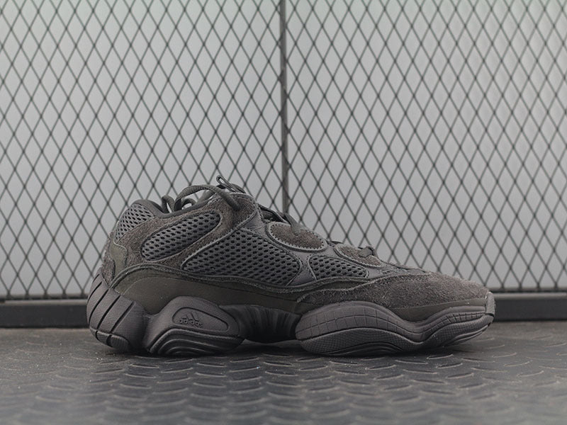 Yeezy 500 "Utility Black"