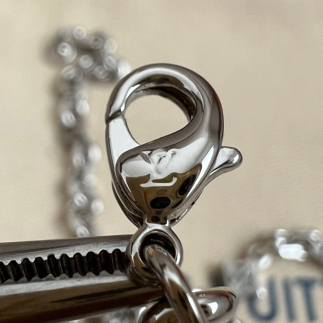 Louis Vuitton LV Cable Necklace