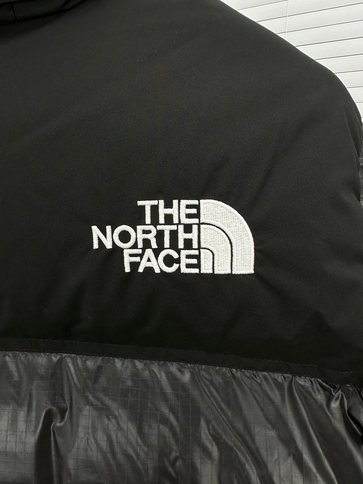 The North Face 700 Down Jacket "Black"