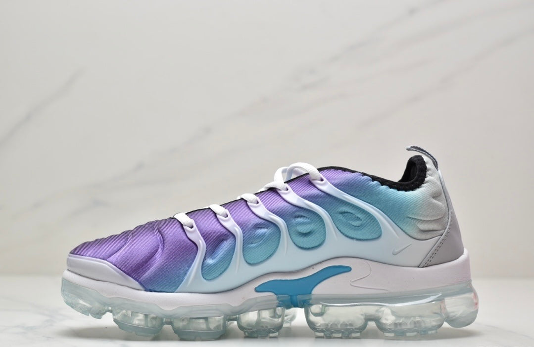 Nike Air VaporMax Plus “White-Aurora”