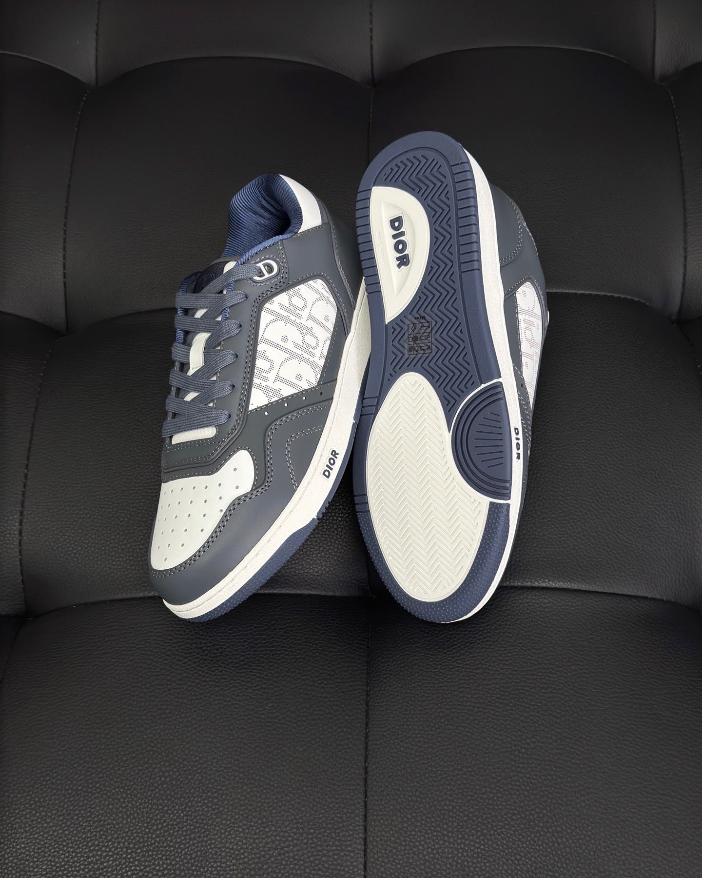 Dior B27 "Grey-White"