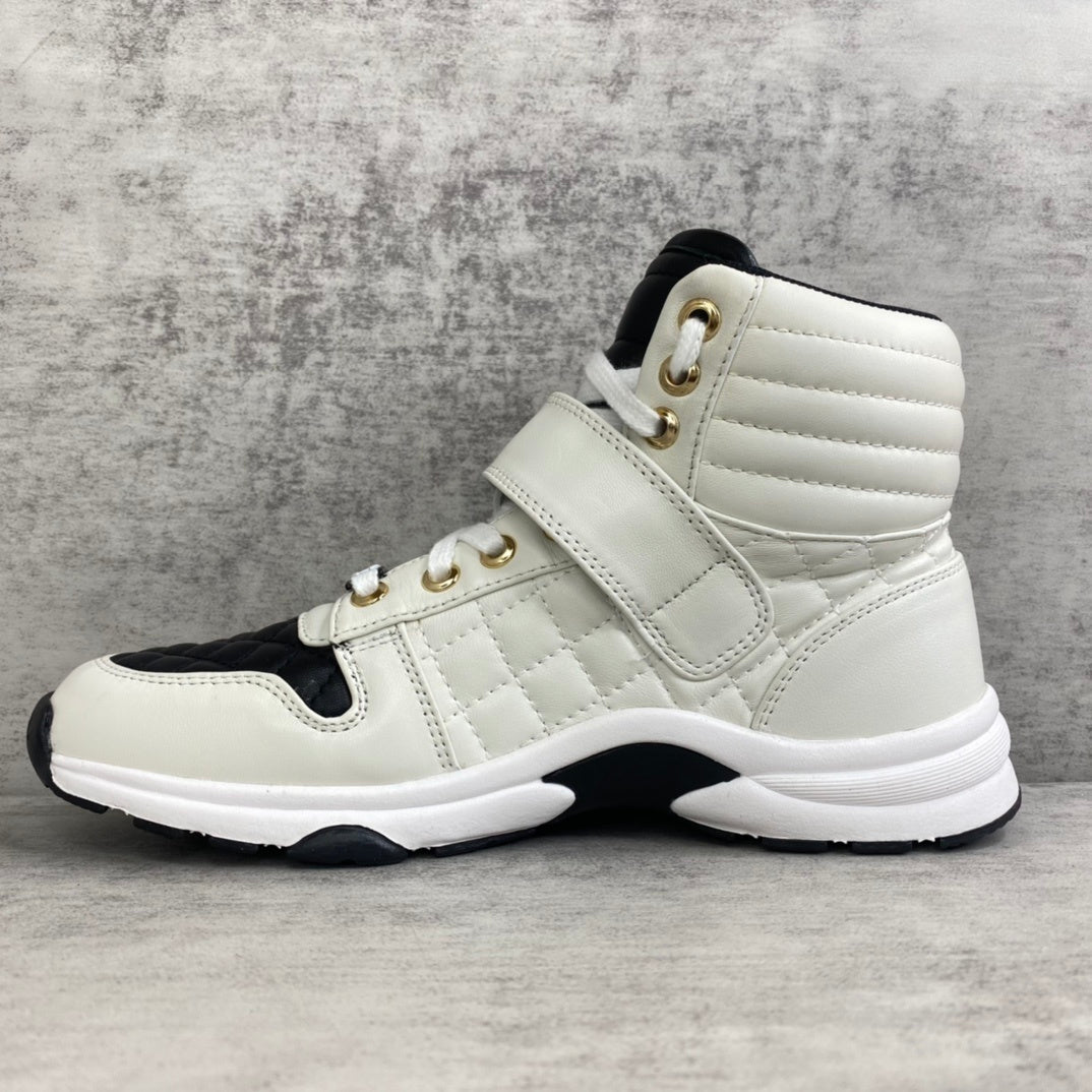 Chanel Interlocking CC High-Top Strap "White-Black"