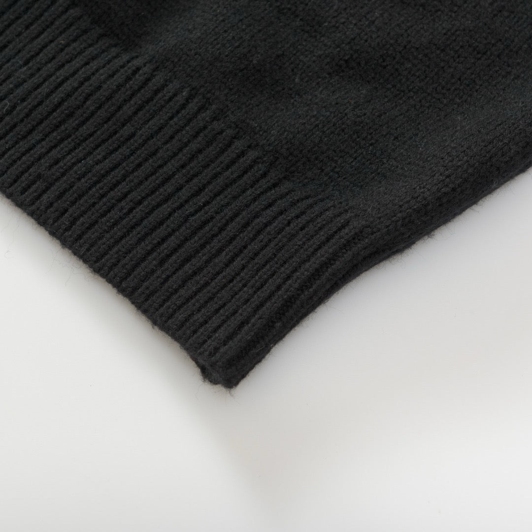 Burberry Knight Wool Cashmere Sweater "Black"