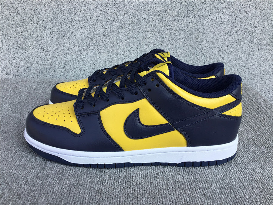 Nike Dunk Low "Michigan"