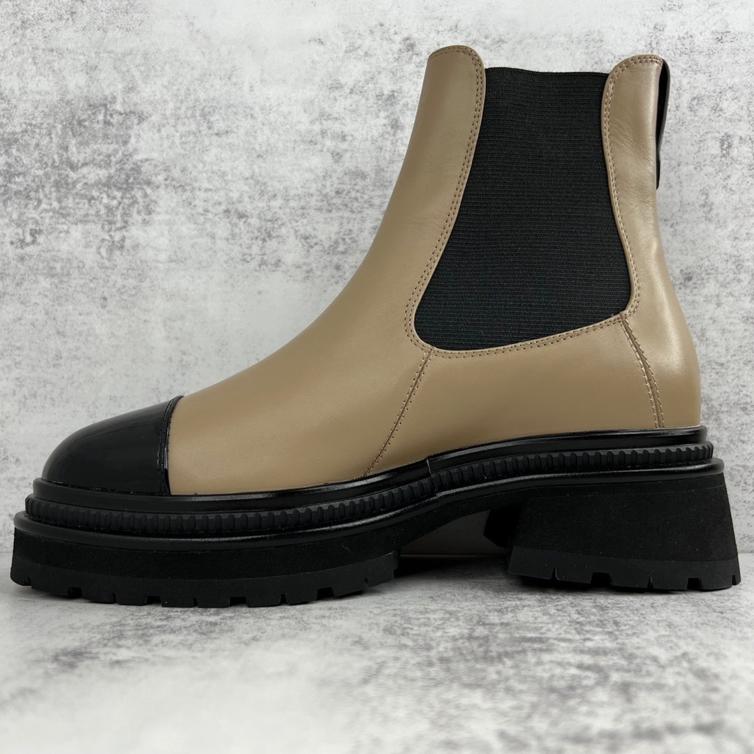 Chanel Chelsea Boots "Beige-Black"