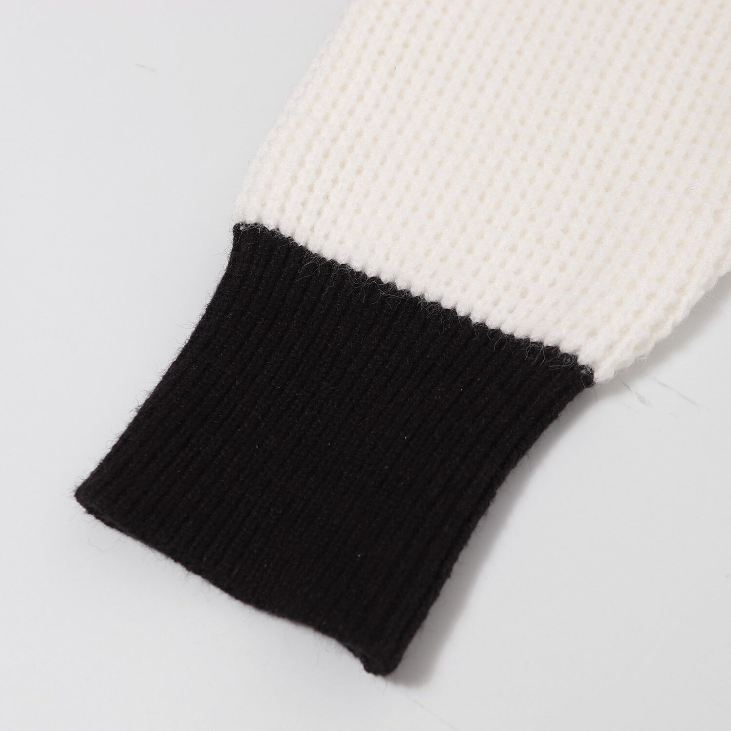 Gucci Zip-Up Sweater "White-Red-Black"