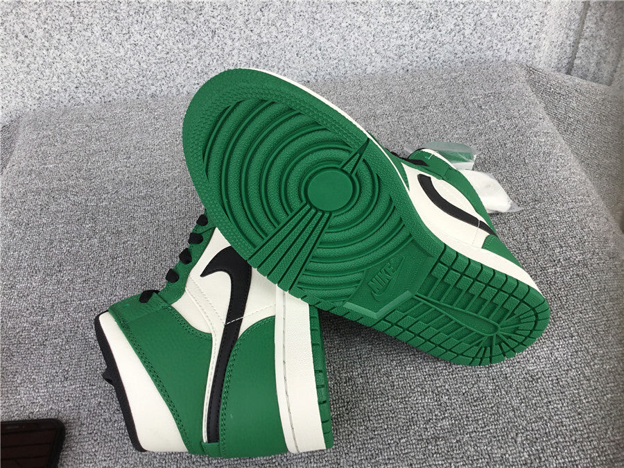 Air Jordan 1 Mid SE "Pine Green"