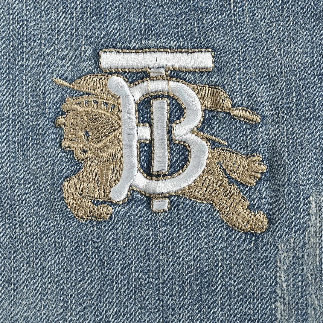 Burberry Jeans